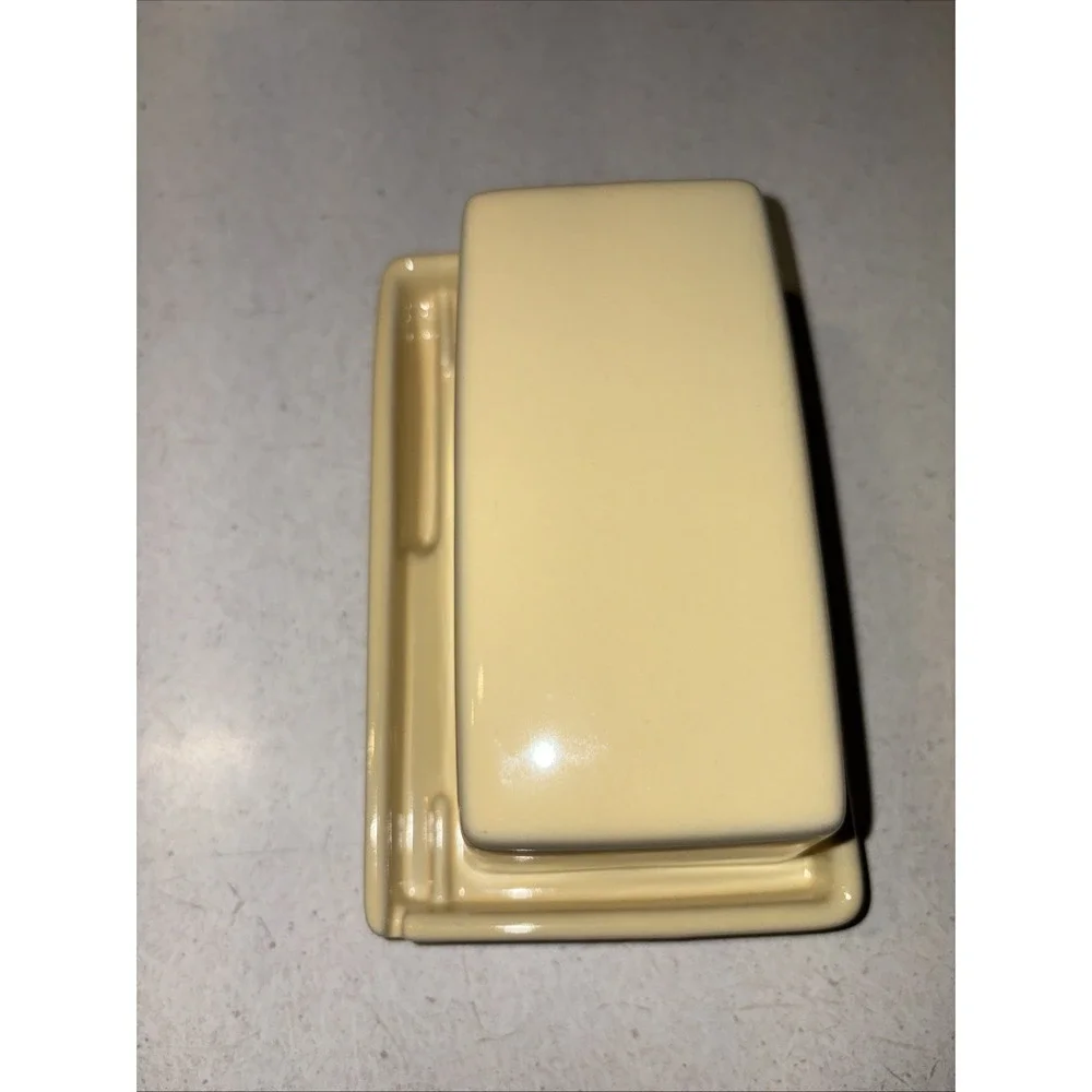 Zero Japan Bee House Ceramic Butter Dish Yellow No Knife